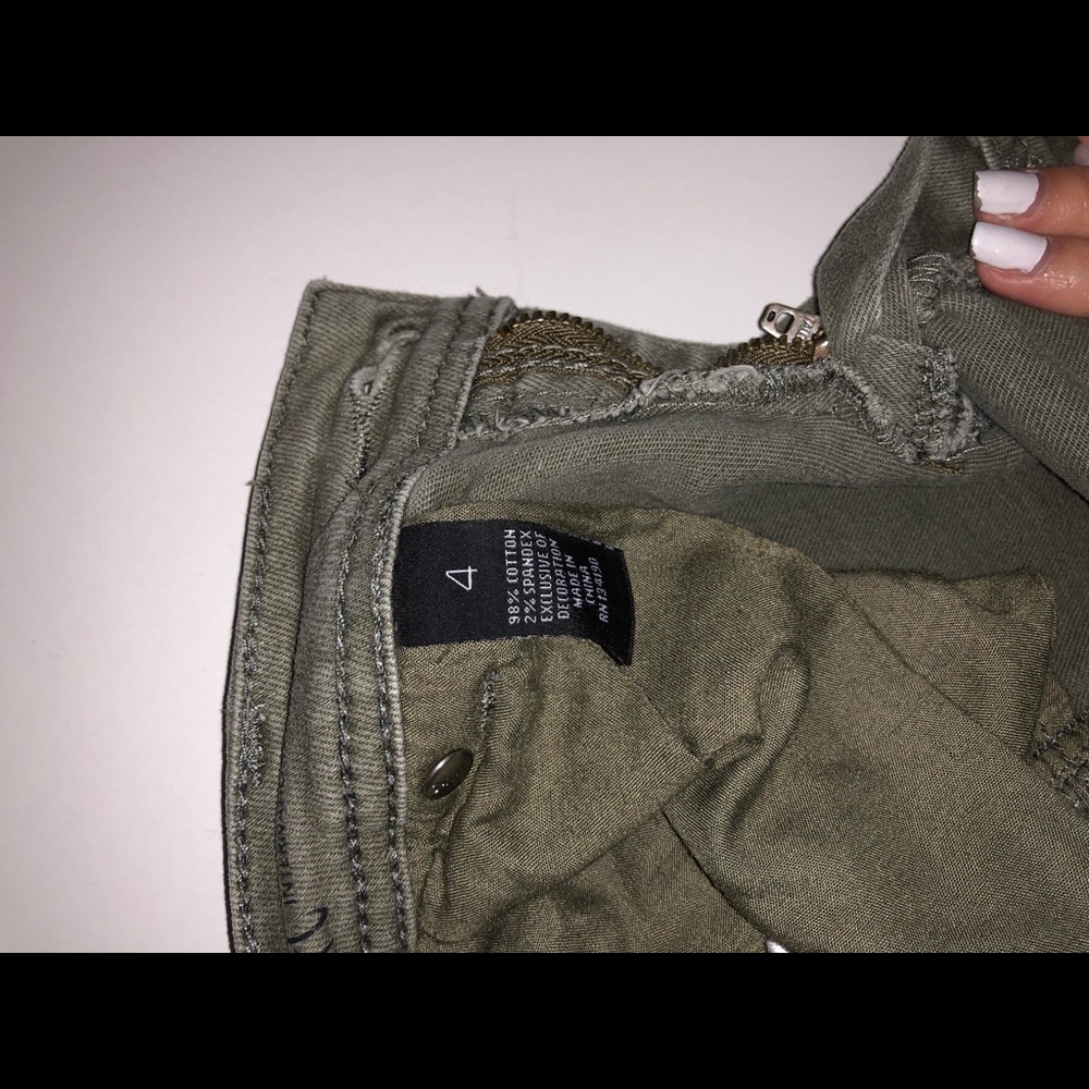 Jeans - Picture 4 of 4